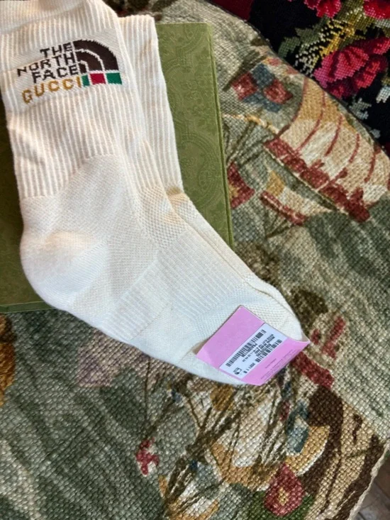 Gucci / north face collab Sox - Picture 4 of 4
